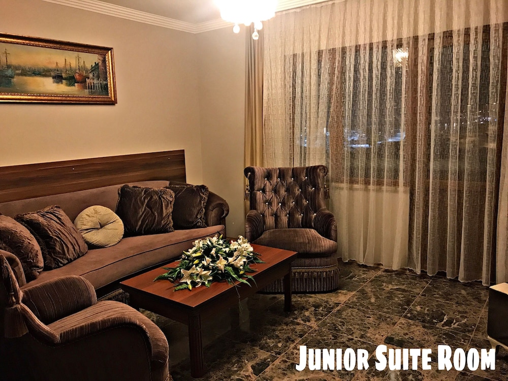 Sezgin Hotel 27/48