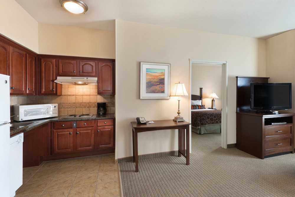 Staybridge Suites Tucson Airport 42/67