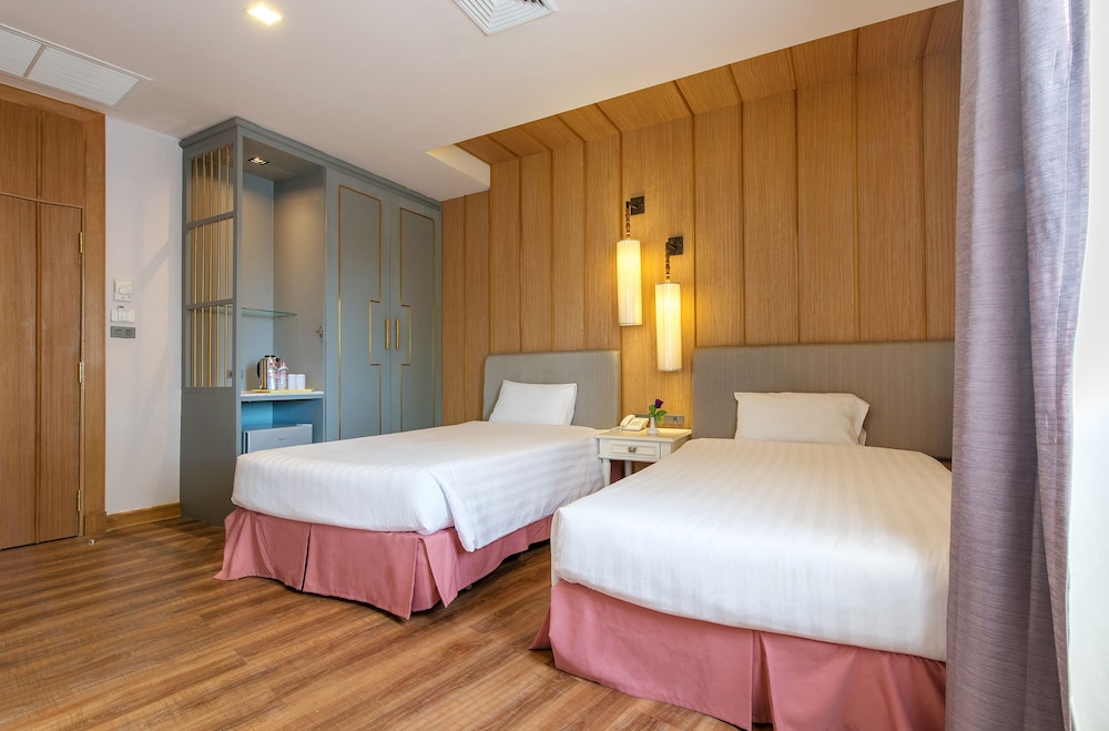 Royal Rattanakosin Hotel 14/63