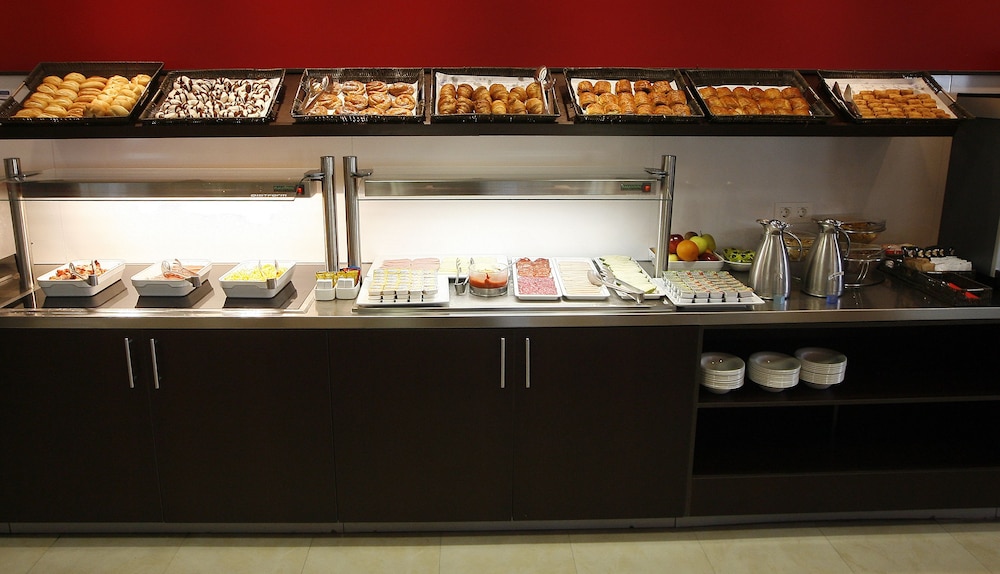Travelodge Madrid Metropolitano 45/63