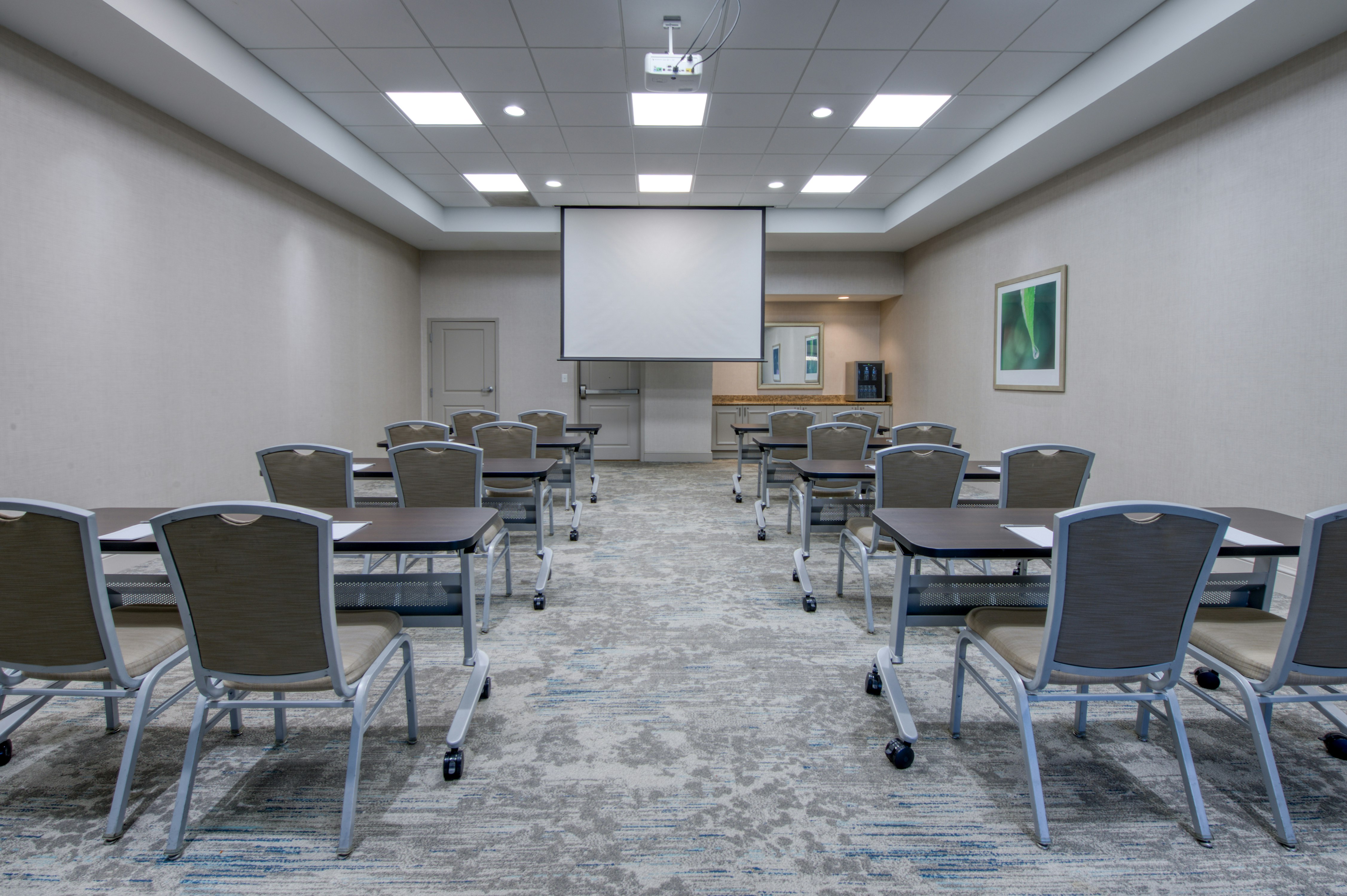 Hilton Garden Inn Durham Southpoint, NC 55/61