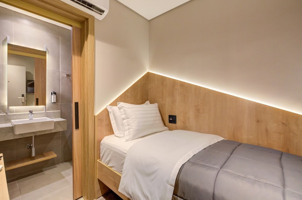 Fast Sleep Suites by Slaviero Hoteis - Aeroporto 25/60