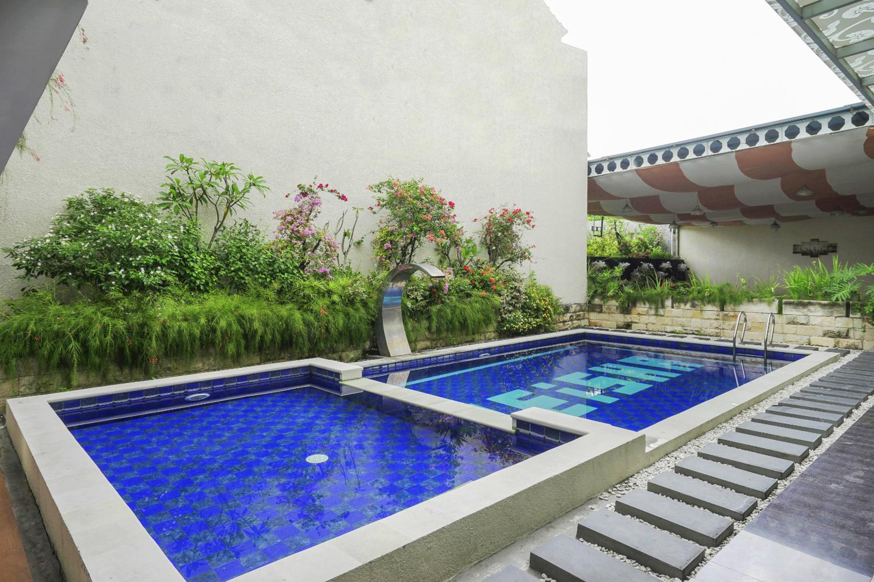 Townhouse Oak Princess Keisha 24/50