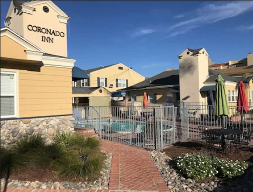 Coronado Inn 9/43