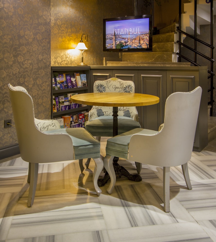 Aston Hotel Taksim (ex Aston Residence Hotel) 60/70