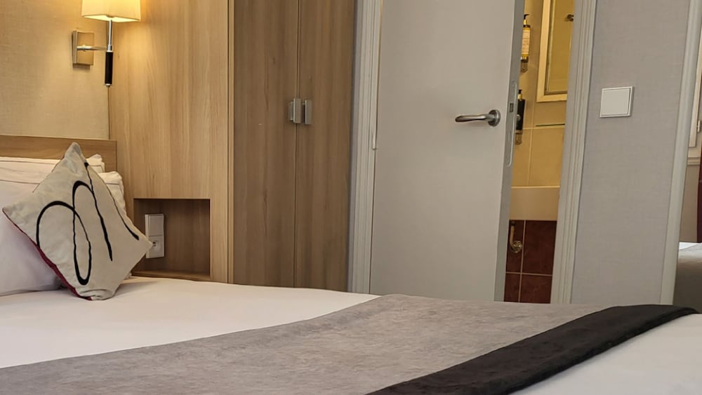 Hotel Magda Champs Elysees 32/65