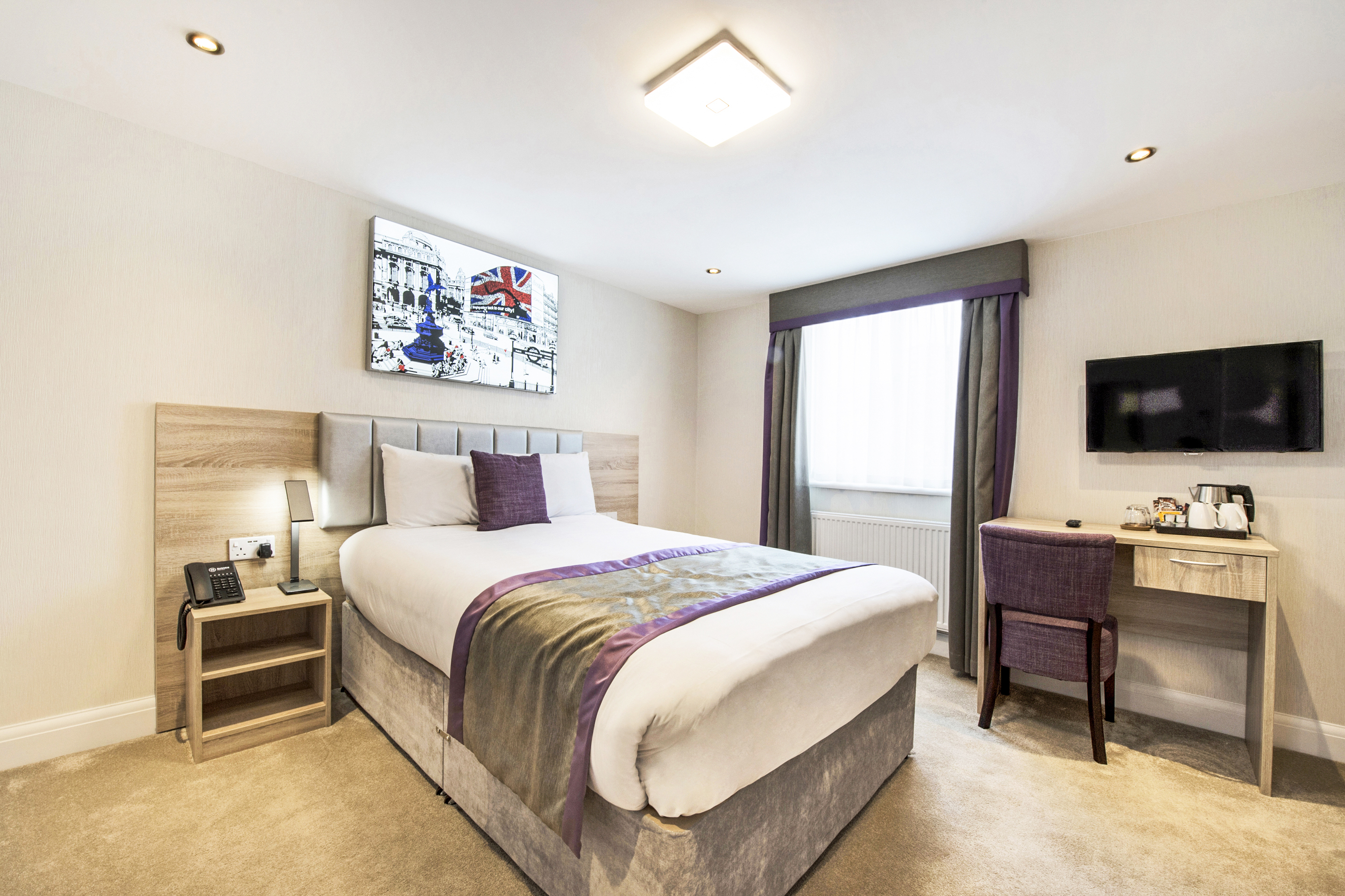 OYO Townhouse 30 Sussex Hotel, London Paddington 26/38