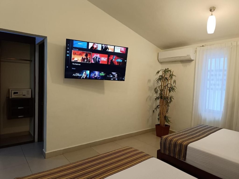 Grand City Hotel 15/49
