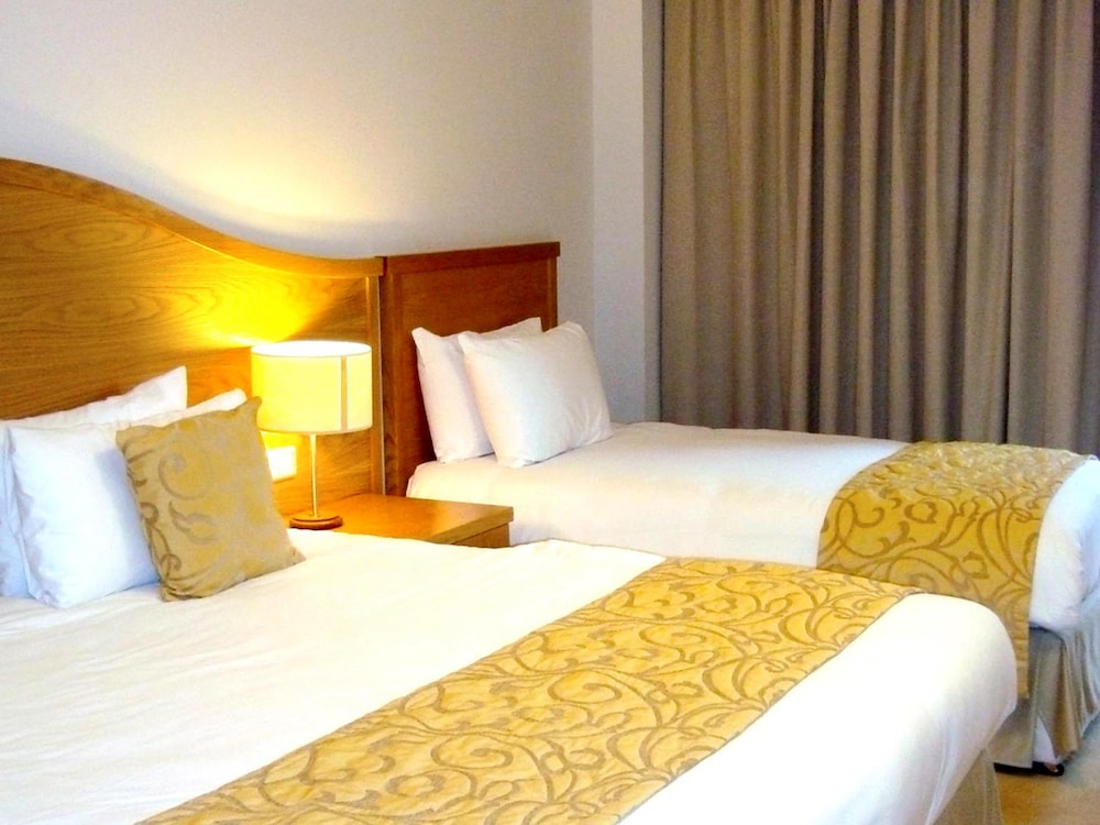 Parkview Hotel 26/62