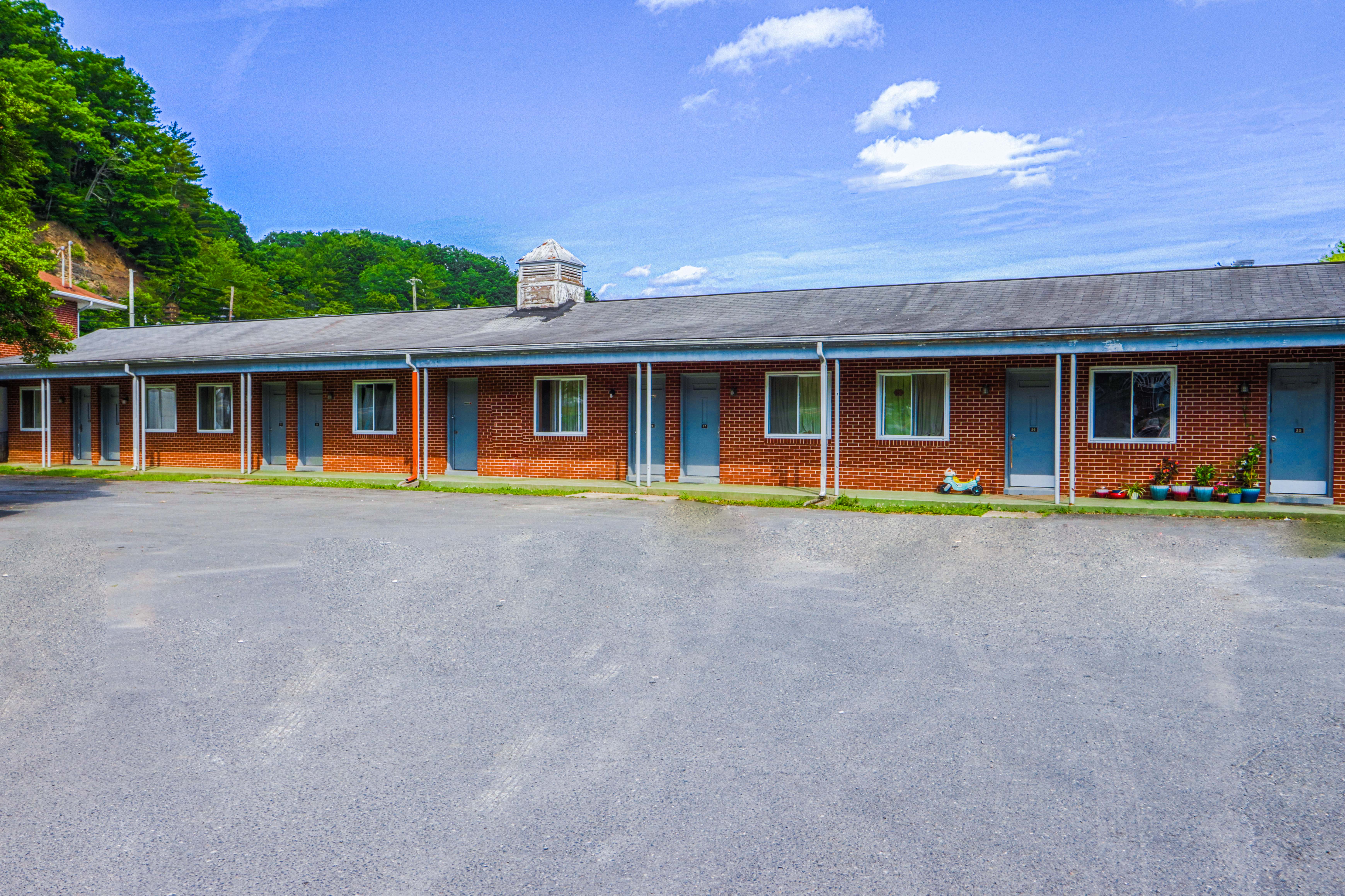 Travelers Inn by OYO Beaver, Hwy 19 2/25