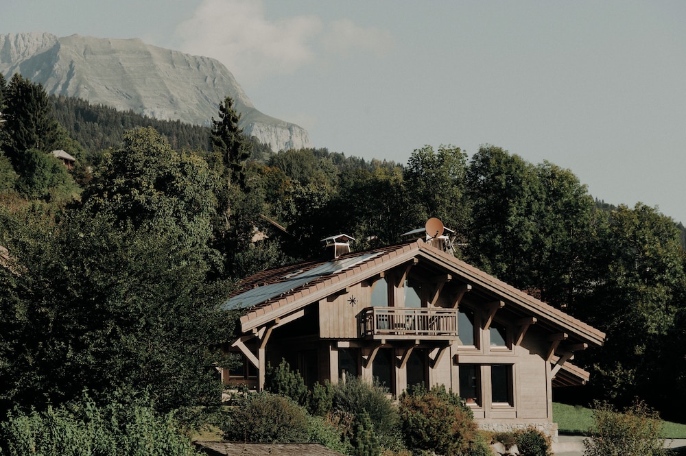 Les Roches Fleuries 4/50