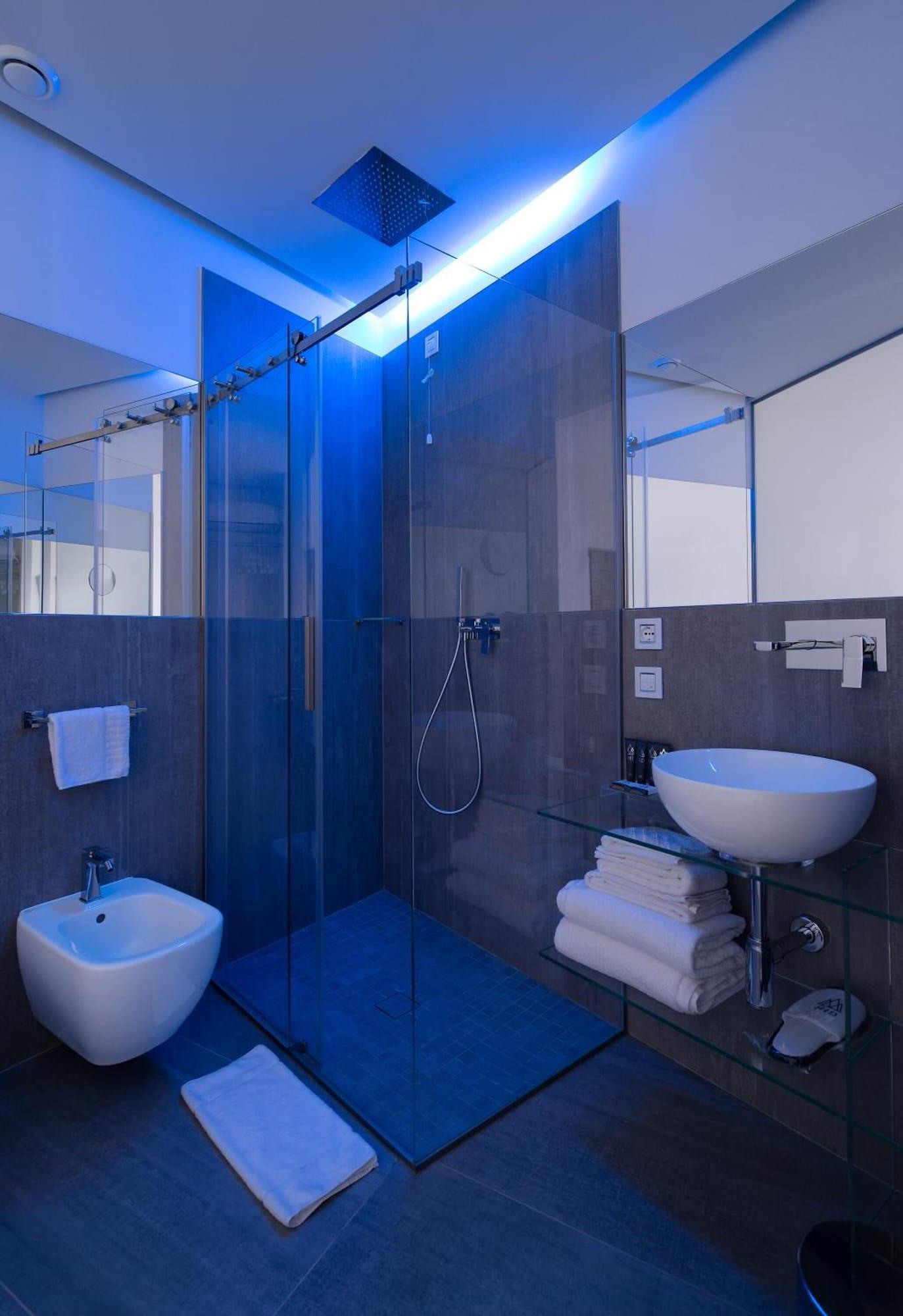 AHD Rooms 20/23