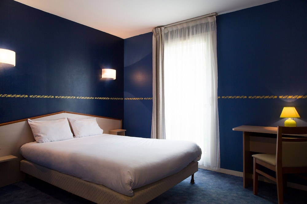 The Originals City Hotel Le Lion Dorr Chinon Inter Hotel 13/76