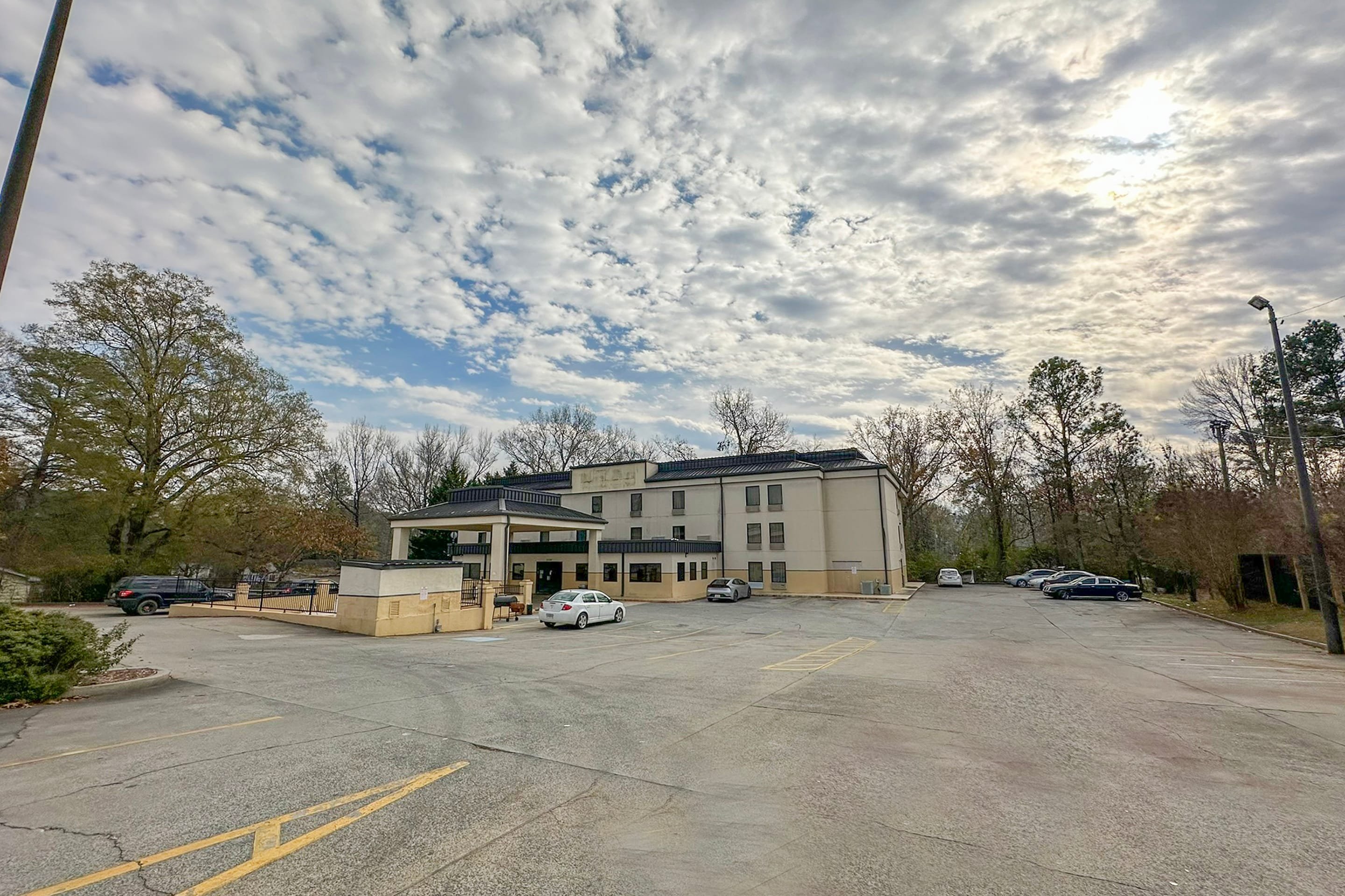 OYO Hotel Rome West GA 23/25