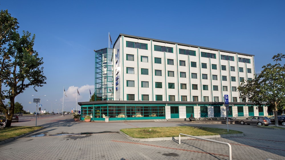 Hestia Hotel Susi 3/57