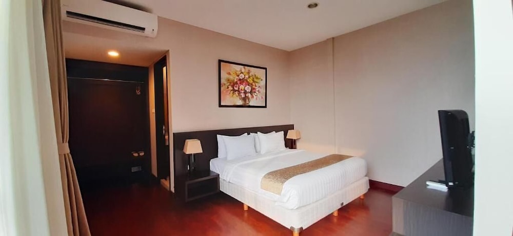 Oasis Siliwangi Sport Hotel 14/48