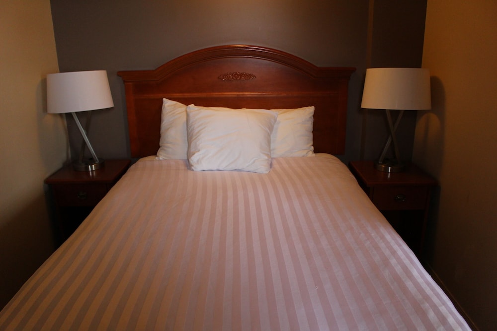 Ramada by Wyndham Campbell River 18/50