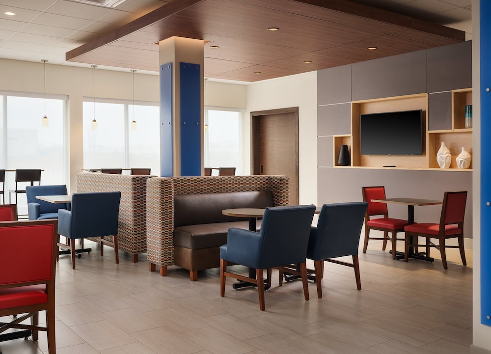 Holiday Inn Express And Suites Lockport 42/48