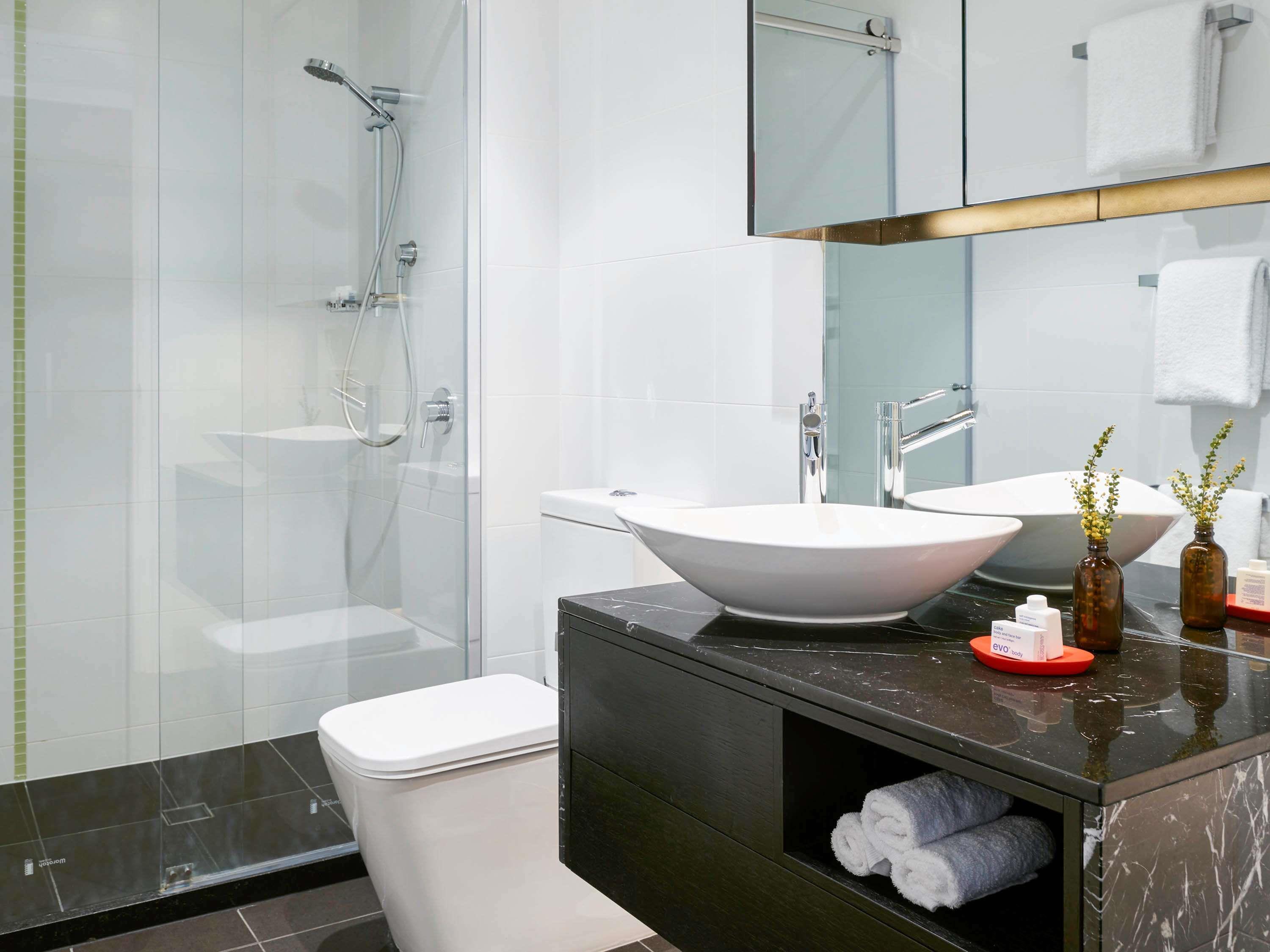 Suite, Balcony