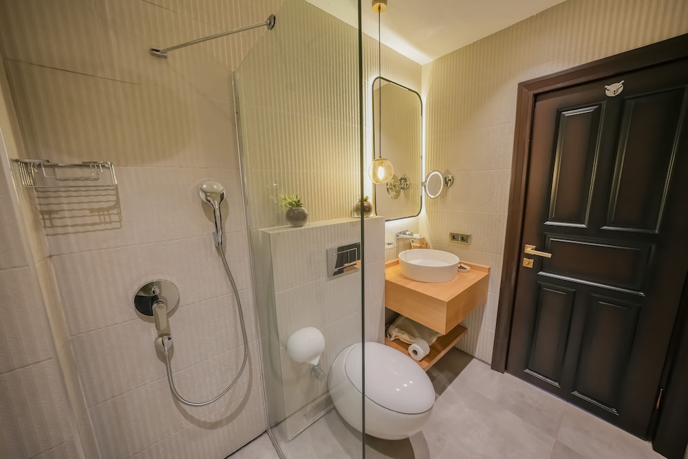 NUUP Hotel 56/56