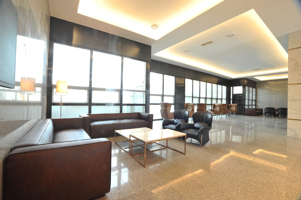 Yongin Central Co'op Hotel 26/44