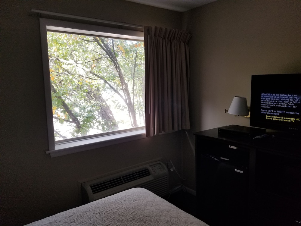MainStay Inn 29/46