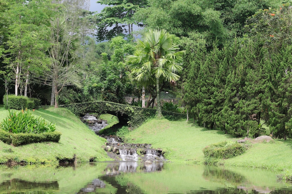 The Hill Hotel & Resort Sibolangit Powered by Archipelago 46/62