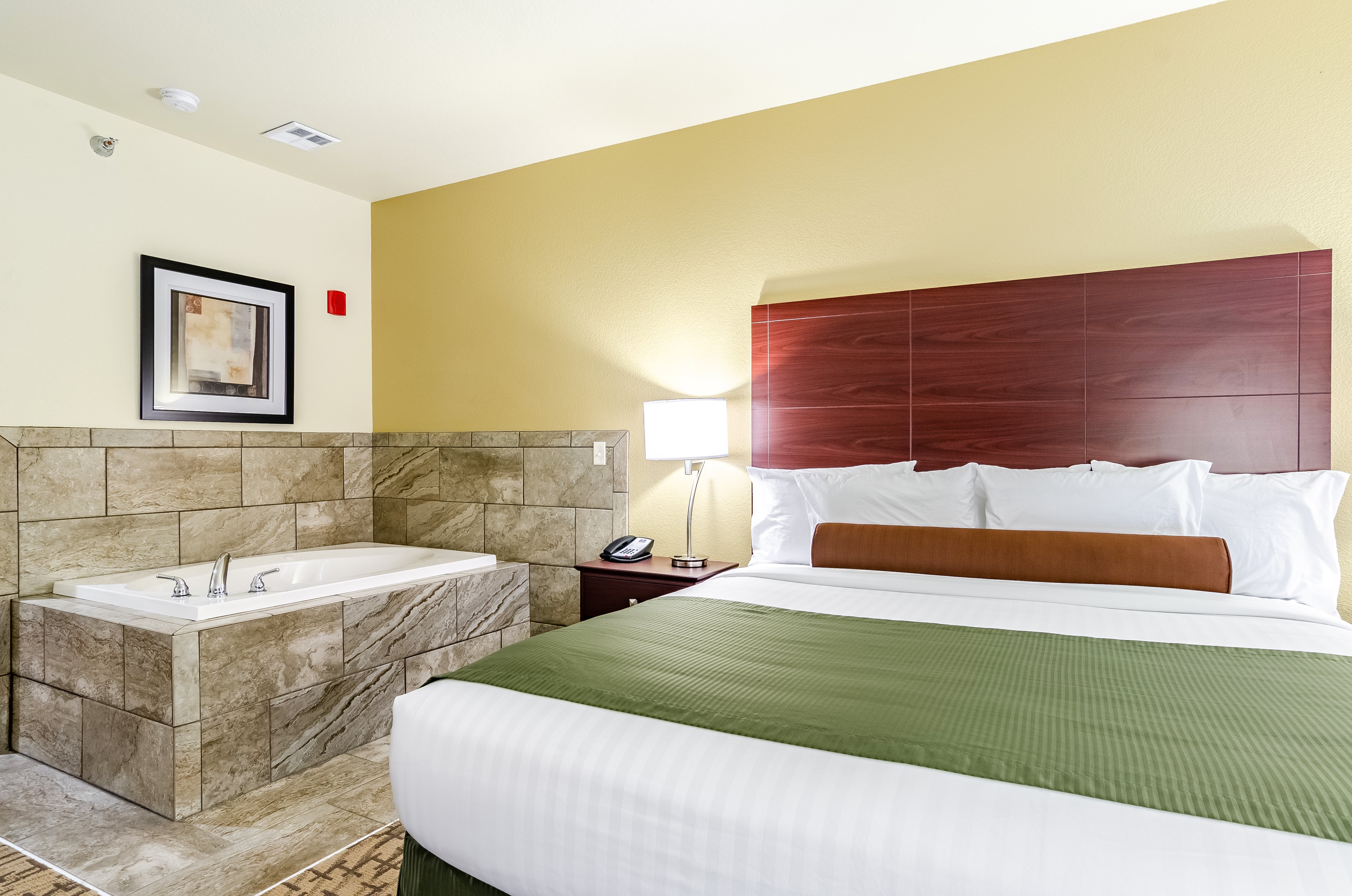Cobblestone Hotel & Suites - Gering / Scottsbluff 6/26