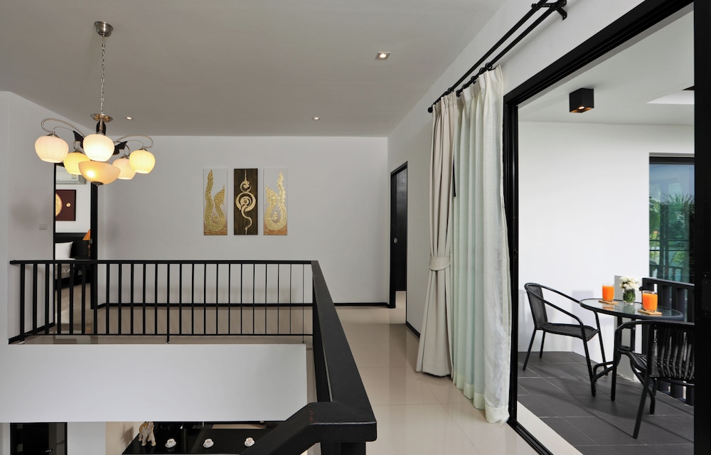 THAIMOND RESIDENCE BY TROPICLOOK 50/68
