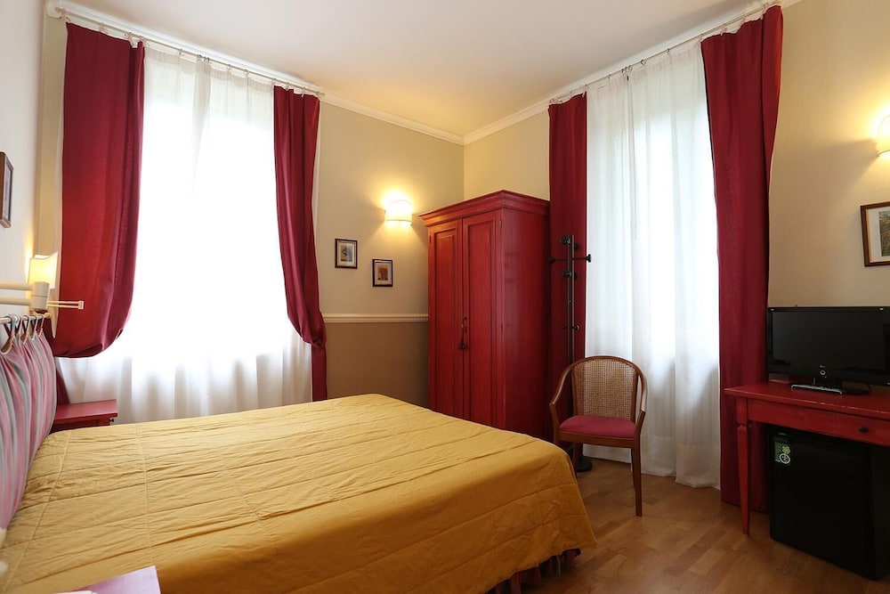 Villa Romantica 12/47