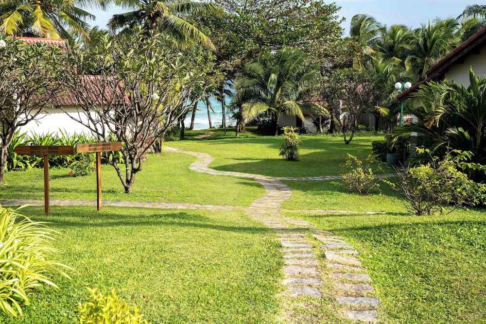 Pax Ana Doc Let Resort and Spa 56/59