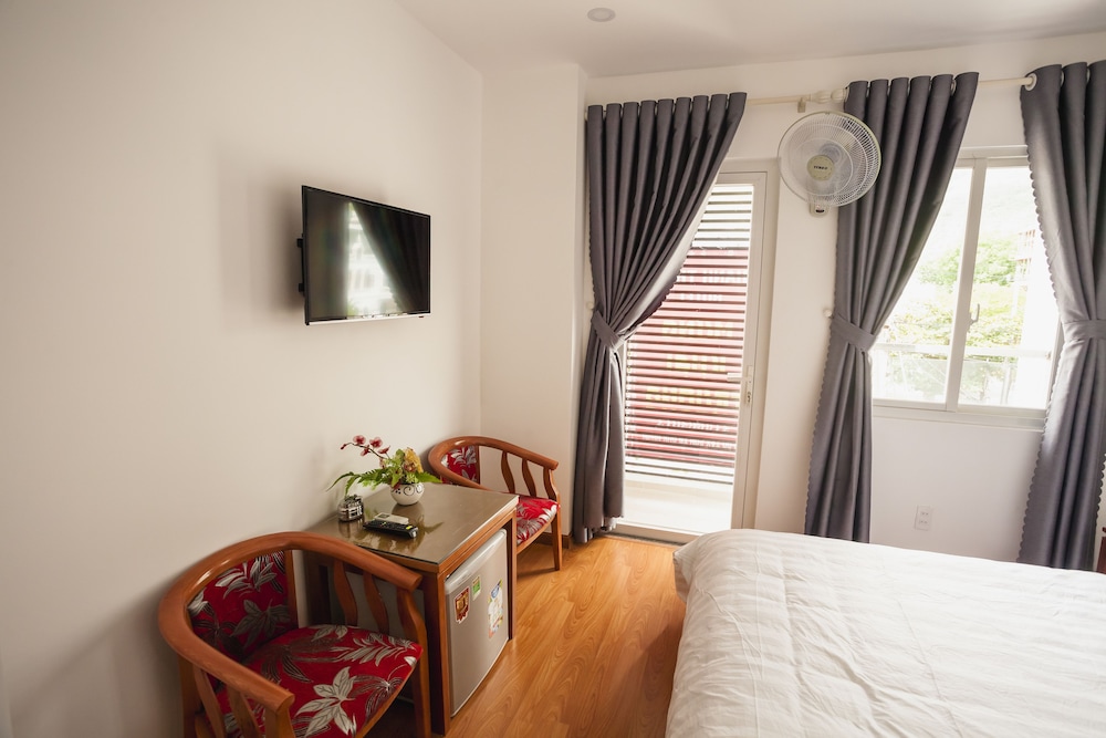Thanh Thanh Hotel 13/27