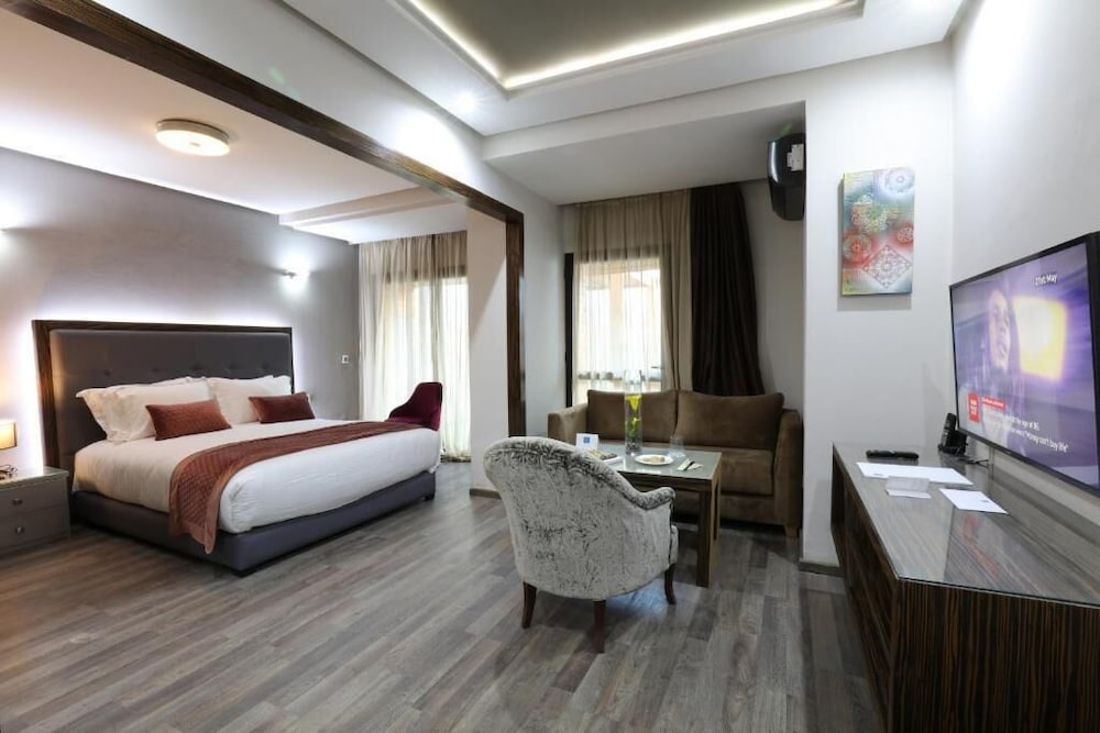 Silver Suites Hotel & Spa 26/63