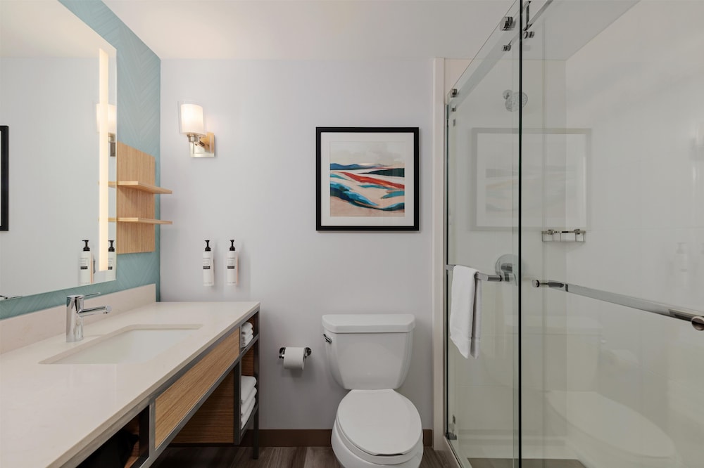 Evolution, 2 Queen Beds، Hilton Garden Inn Palmdale 6/9
