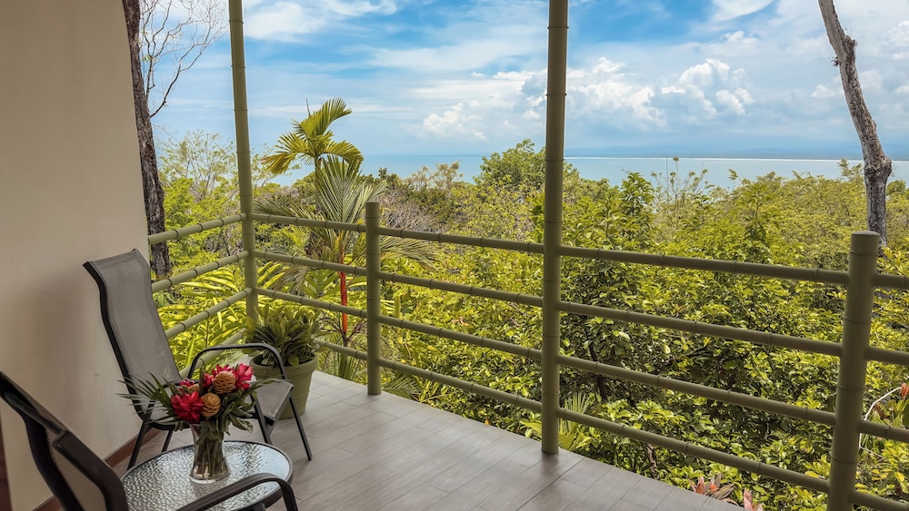Issimo Suites Boutique Hotel Spa Adults Only 44/71