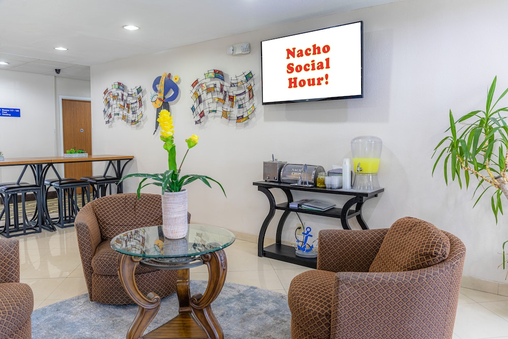 Microtel Inn Suites Kingsland 34/55