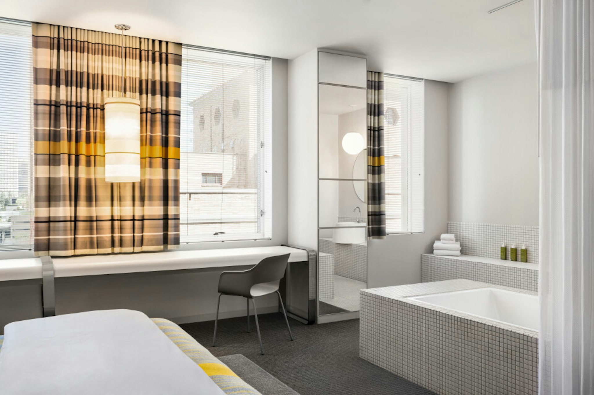 The Delphi Hotel Los Angeles 43/46