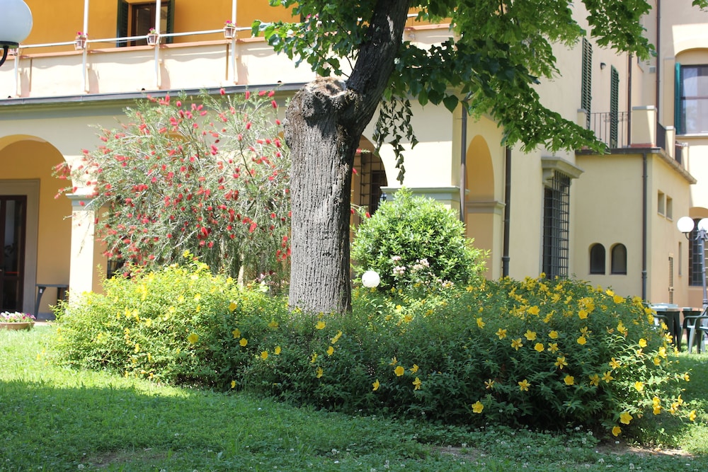 Villa La Stella - Casa per Ferie 35/41