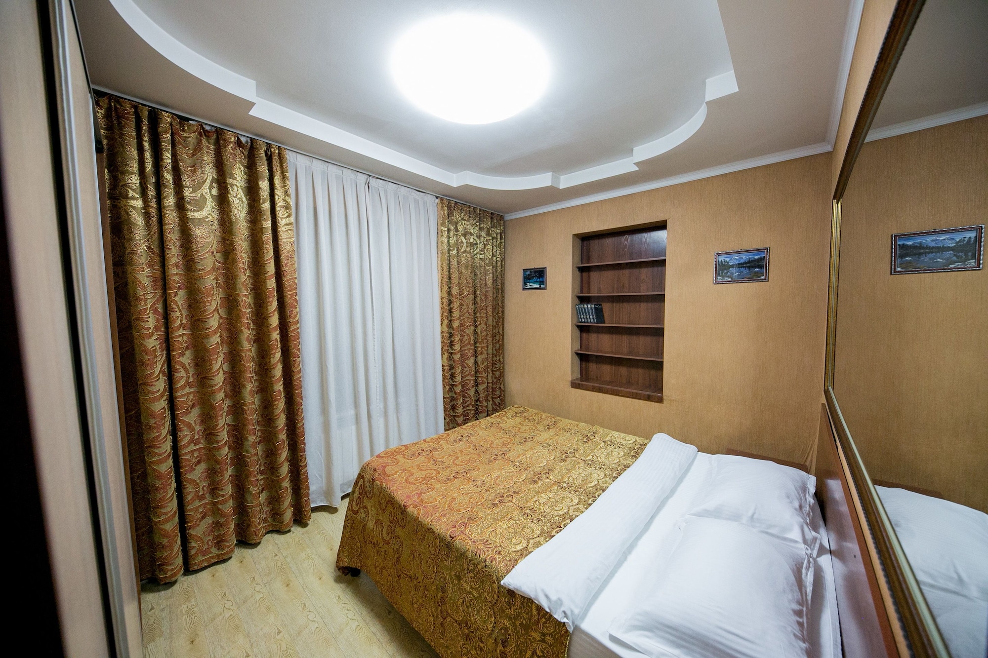 2 BEDROOMS, FAMILY, APARTMENT