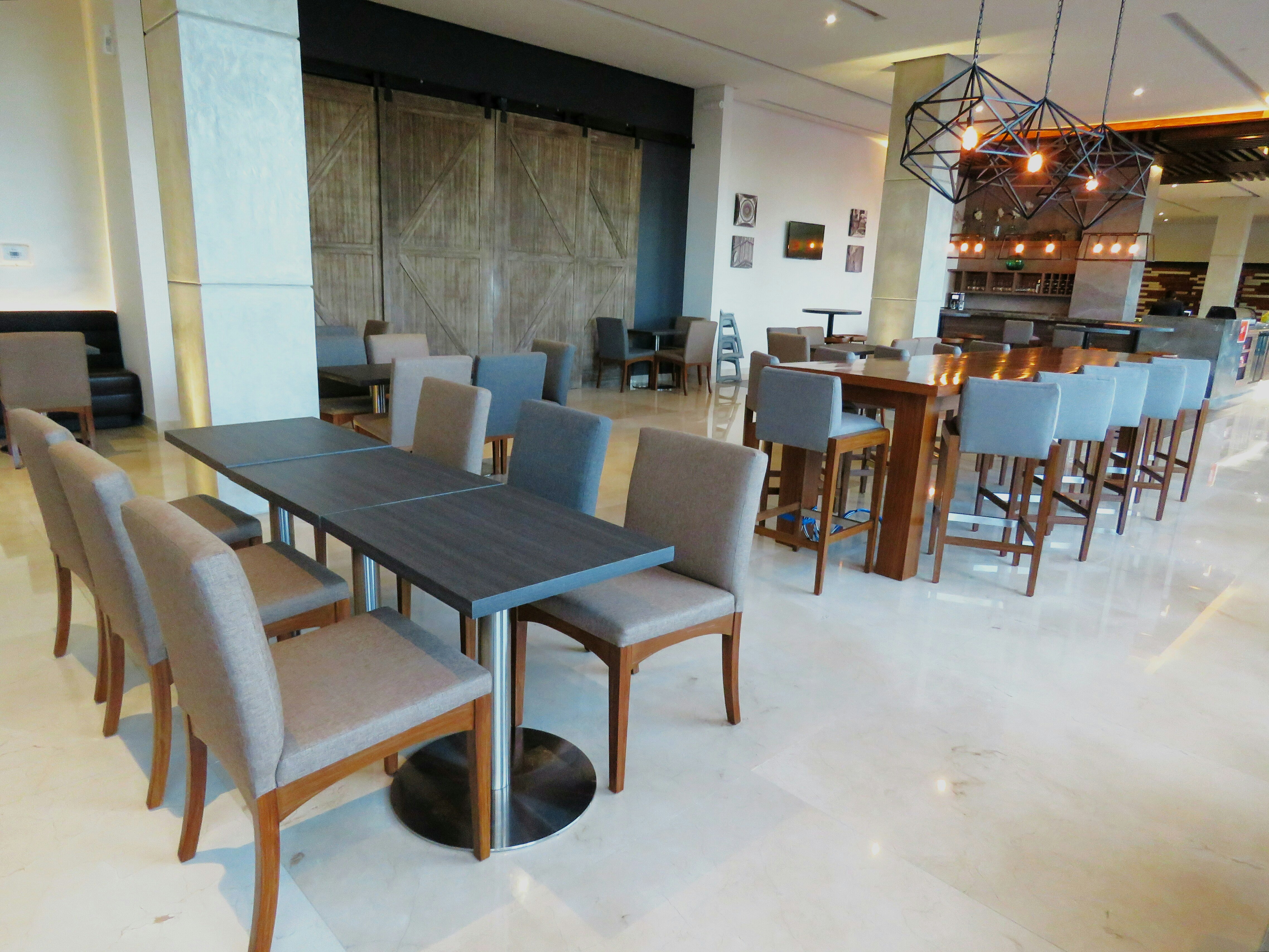 Hampton Inn By Hilton Celaya 10/11