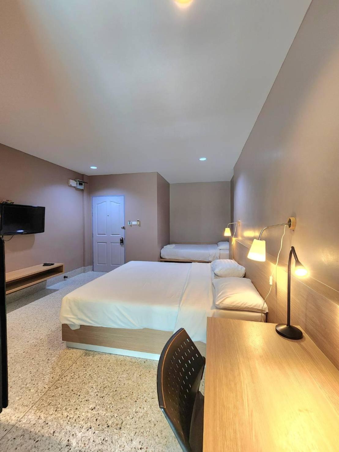 غرفة سوبيريور ثلاثية، The Fifth Residence 9/10
