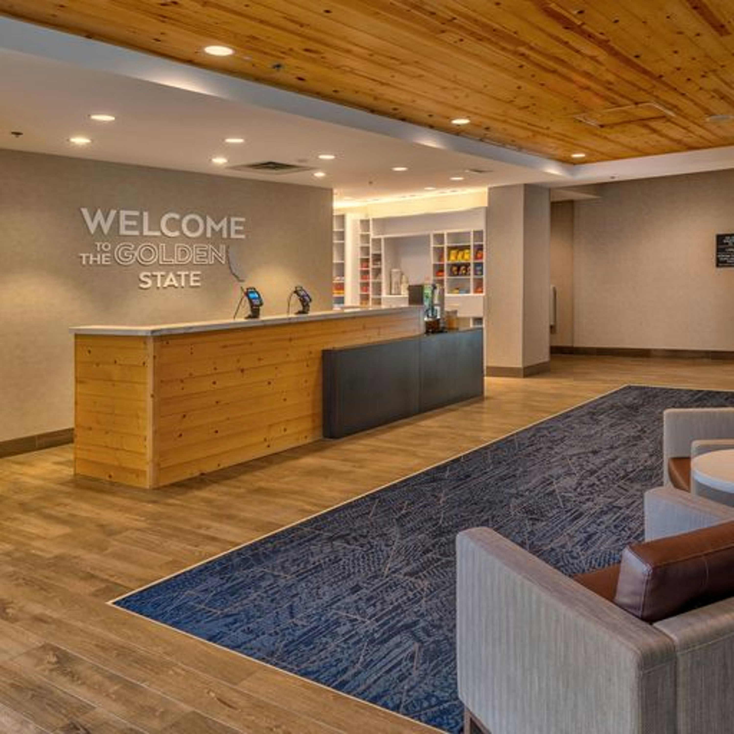 Hampton Inn and Suites South Lake Tahoe 10/39