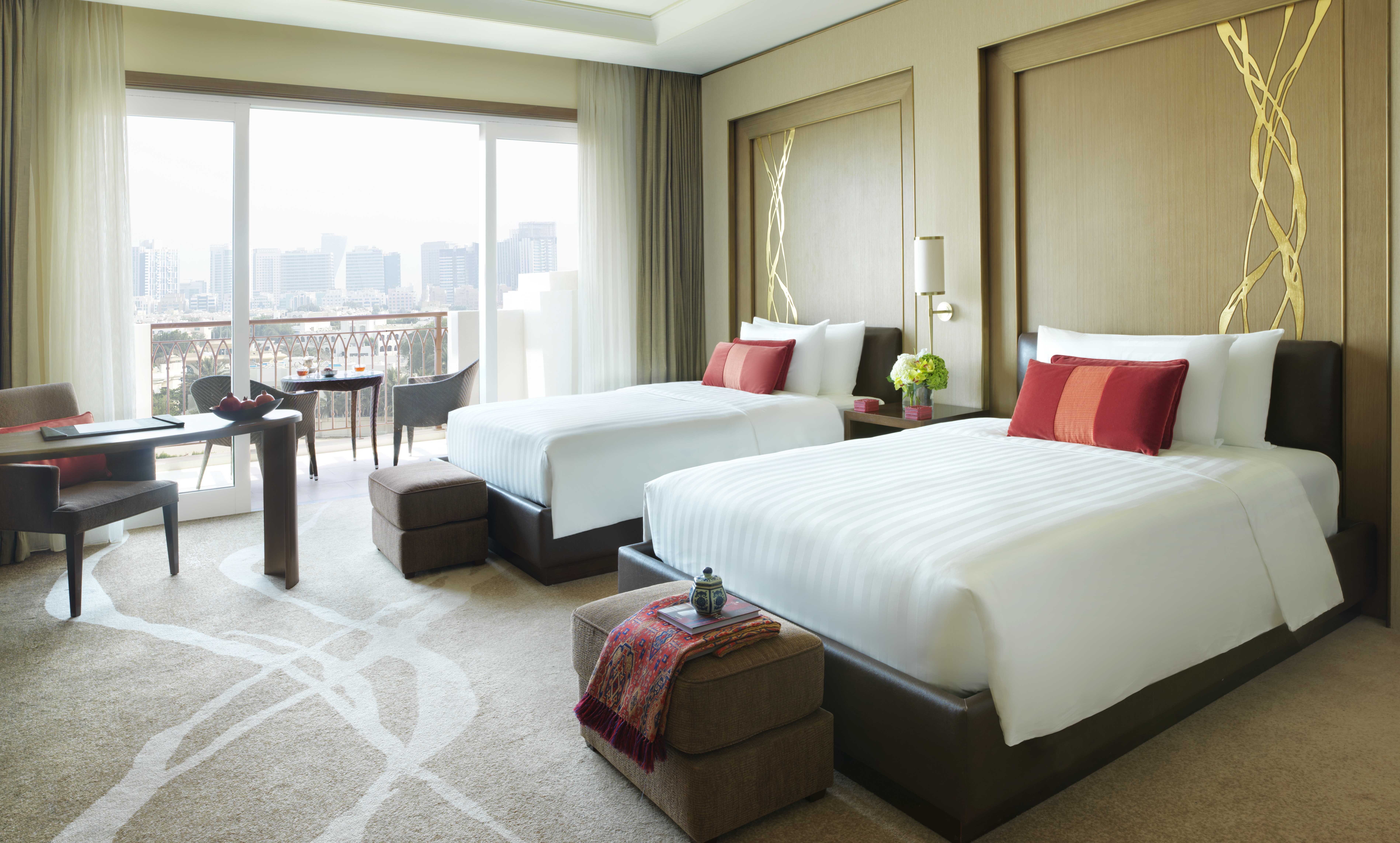 The Mangroves Abu Dhabi, LXR Hotels & Resorts 12/82