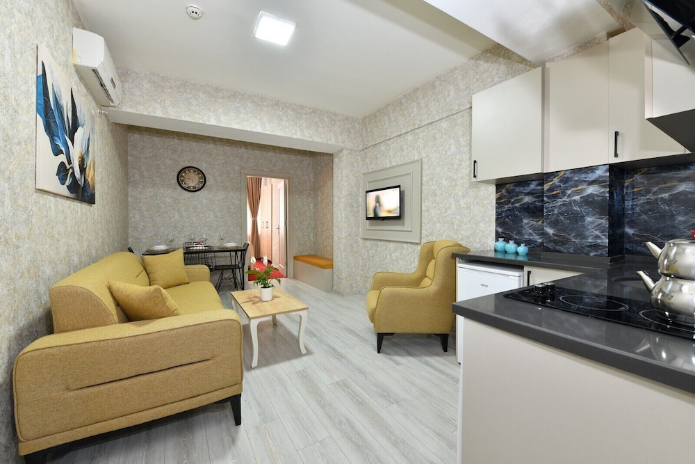 Sea Moon Hotel 27/50