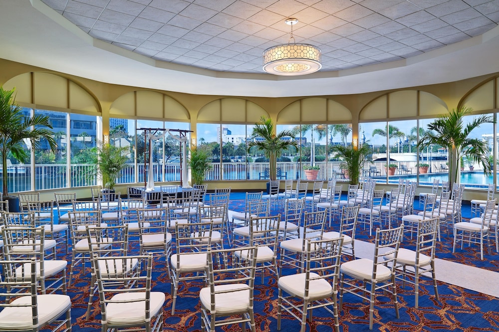 Hotel Tampa Riverwalk 39/55