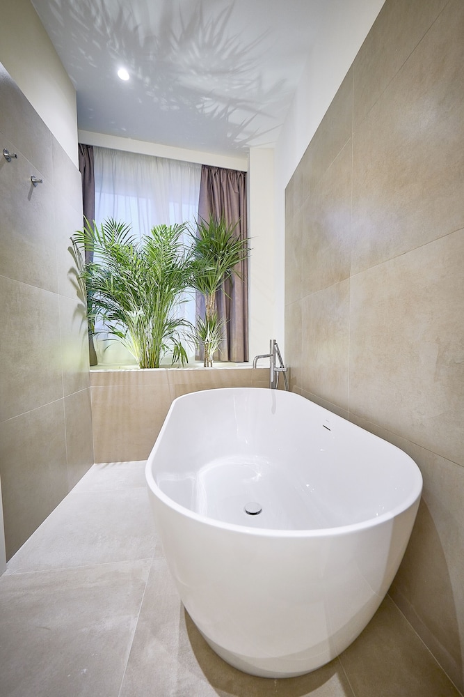 Hotel Leonor Conil 48/49