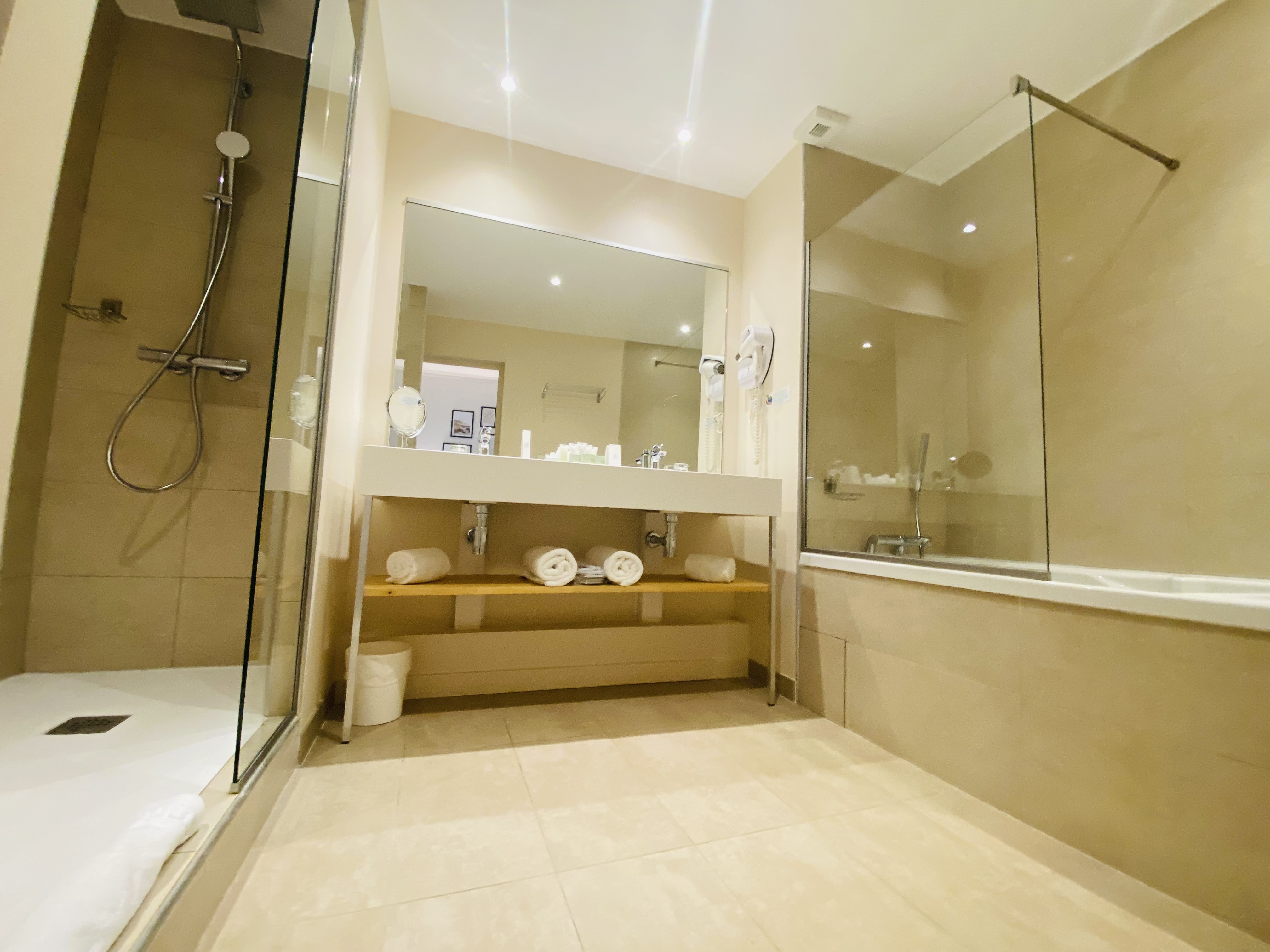 Big, Comfort, Double Bed, Le Palmyra Golf Hotel 2/2
