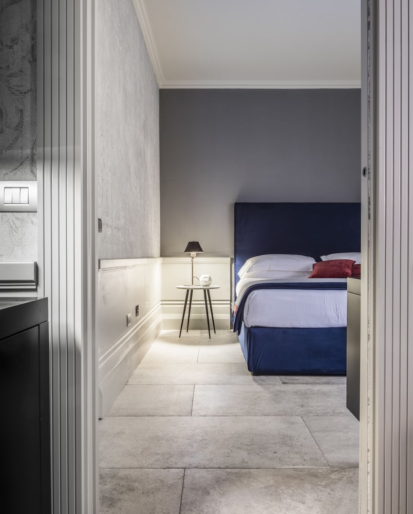 Palazzo Cornalia 12/50