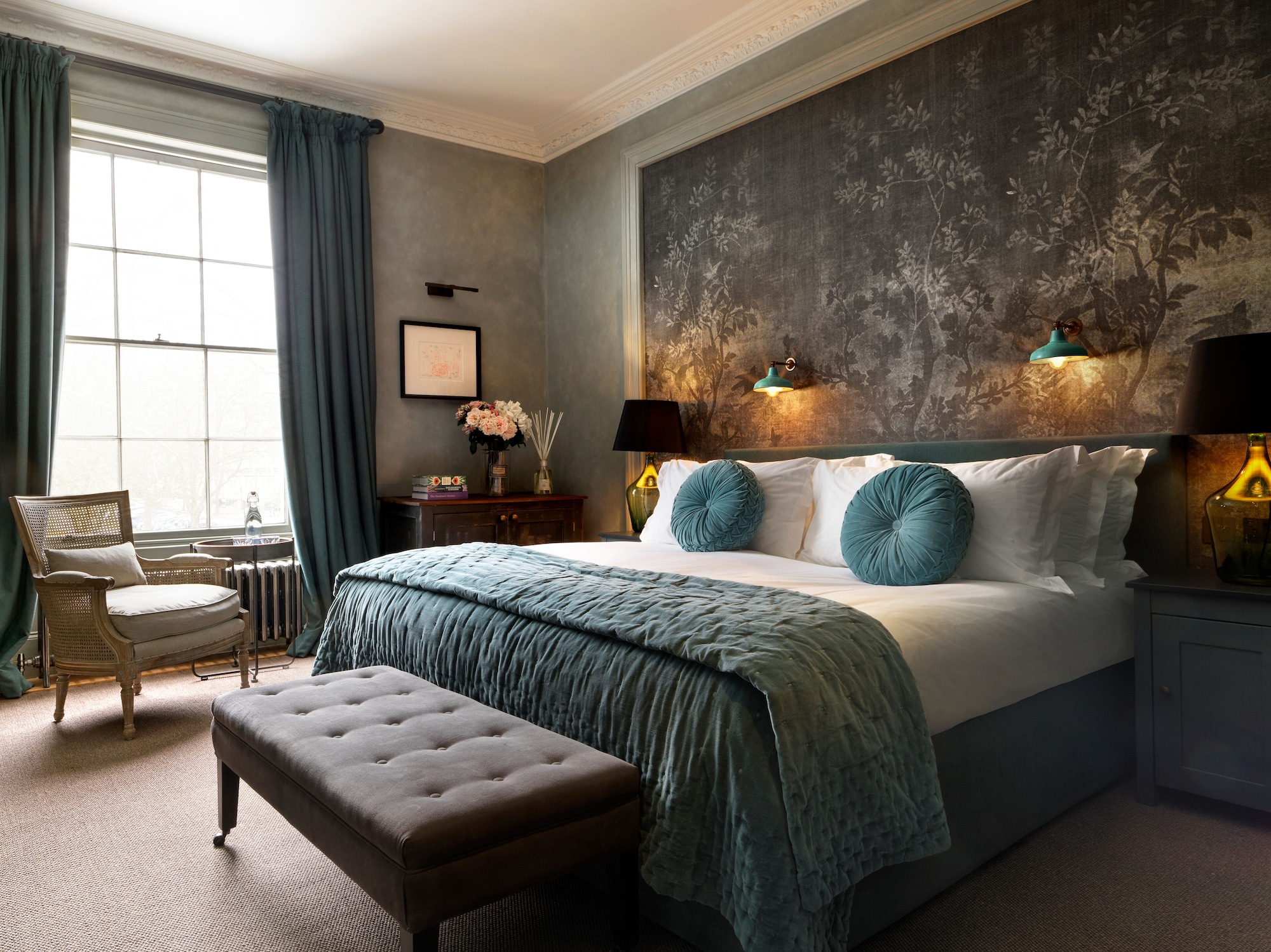 SUPERIOR, DOUBLE BED