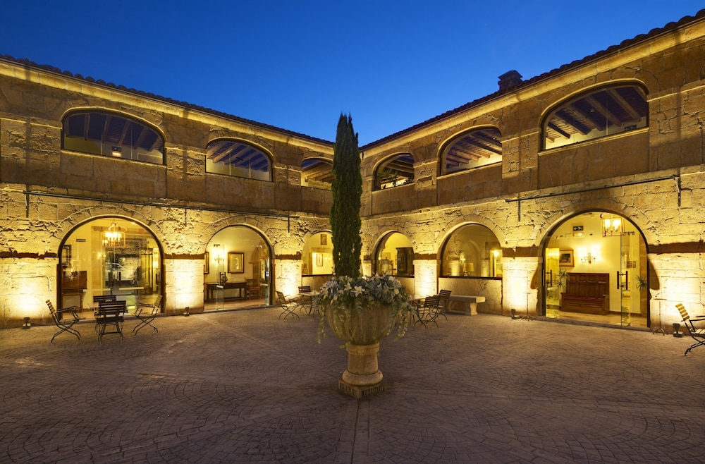 Parador De Cangas De Onis 4/73